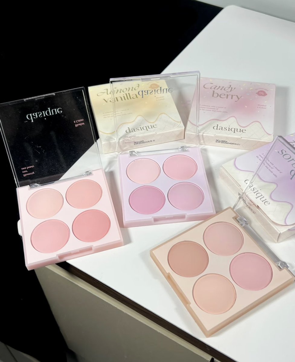 shopfankpop's tweet image. (พร้อมส่ง)
Dasique Blending Mood Cheek Ice Cream Collection

ปกติ 750 บาท

🔥ลดเหลือ 320 บาท🔥

Exp;ปี2028 ใช้ได้นานค่า~💖

มี 3 เบอร์
07 Candy Berry = 2 ตลับ
08 Blueberry Sorbet = 3 ตลับ
09 Almond Vanila = 20 ตลับ

บลัช 4 ช่อง โทนสีสามารถใช้ได้ใน Everyday look…