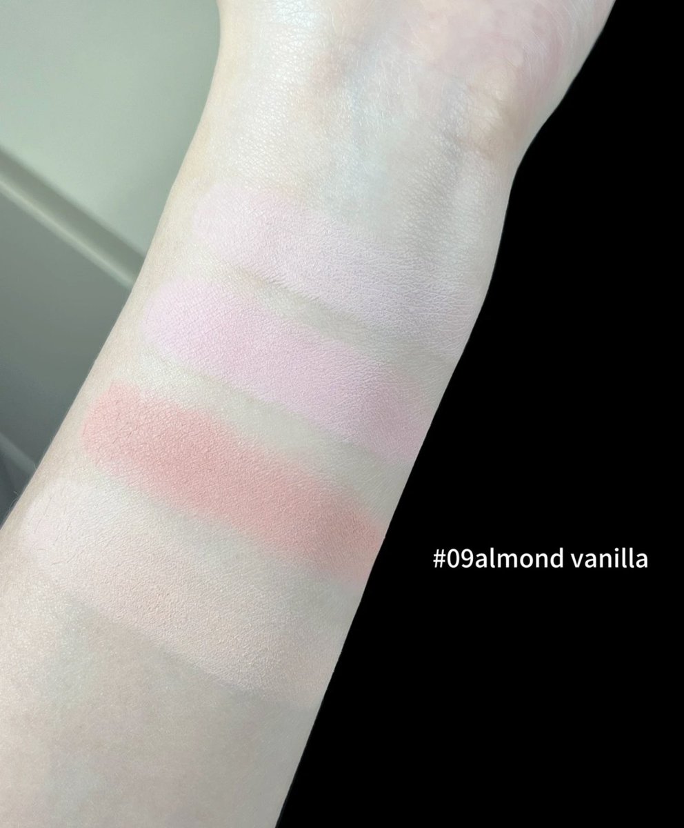 shopfankpop's tweet image. (พร้อมส่ง)
Dasique Blending Mood Cheek Ice Cream Collection

ปกติ 750 บาท

🔥ลดเหลือ 320 บาท🔥

Exp;ปี2028 ใช้ได้นานค่า~💖

มี 3 เบอร์
07 Candy Berry = 2 ตลับ
08 Blueberry Sorbet = 3 ตลับ
09 Almond Vanila = 20 ตลับ

บลัช 4 ช่อง โทนสีสามารถใช้ได้ใน Everyday look…