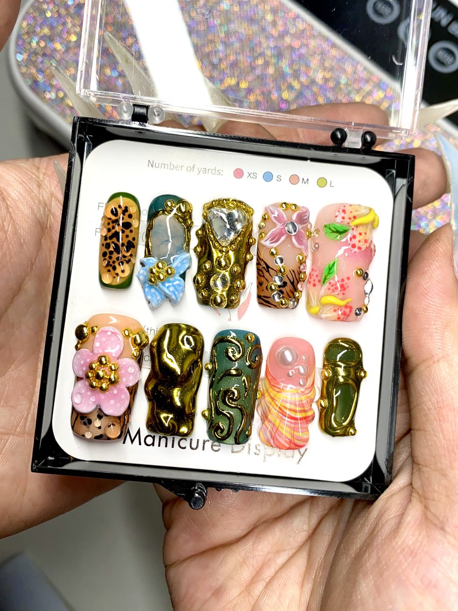 zyprazz's tweet image. For starter, please do book an appointment for my nail art/tattoo service. not only you’d contribute to help an indie trans artist survive and sustain, but you’d also be in resistance towards the highly exploitative industry