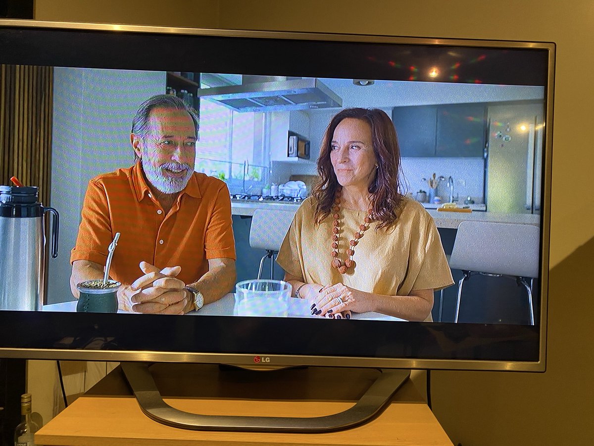 HOMO ARGENTUM; q lindo para el colectivo de actrices k y los actores k q envidian el éxito y odian a Guillermo Francella, q no para de hacer exitos, desde hoy esta Disney.