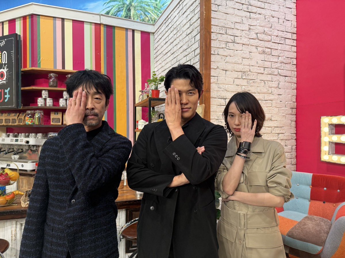 reboot_tbs's tweet photo. ⏻ 𝟏月𝟏𝟖日(日)よる𝟗時𝐒𝐓𝐀𝐑𝐓⚡️
日曜劇場 『リブート』

『 #王様のブランチ 』をご覧いただき、
ありがとうございました👑！

そして今夜は
◆『 #バタバタ買い物バケーション 』18:51〜
#鈴木亮平 さん

◆『#いくらかわかる金 ？』20:54〜
鈴木亮平さん、#北村有起哉 さん
#与田祐希 さん

今夜も楽しんでください🙌🏻

#日曜劇場リブート
#戸田恵梨香