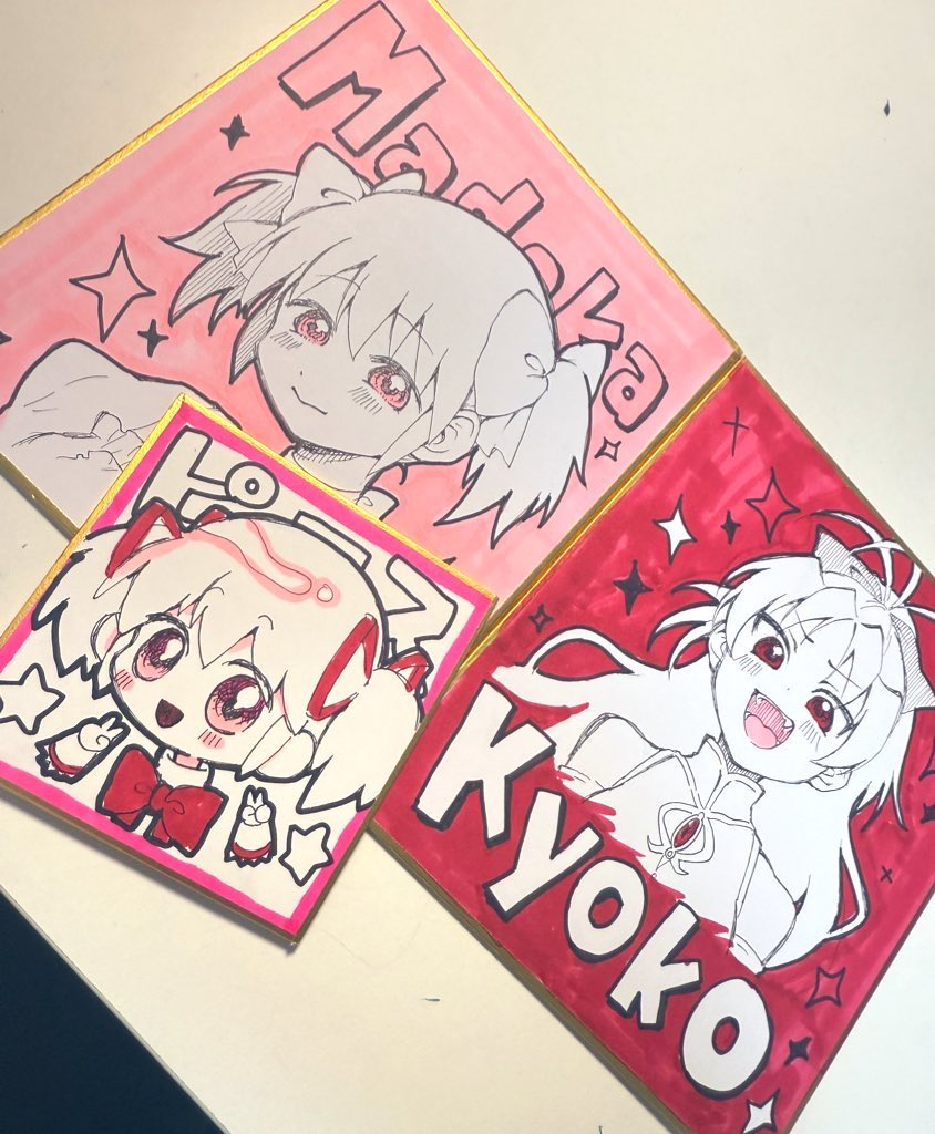 hinana_100313's tweet image. とりのあえずで色紙3枚は生み出しました🙋‍♀️
今日は美容室からの遅番なので、もう生み出せないかもしれないし、現地で描いてるかもしれません🥺

ツリーに載っけたりします～要チェケラ～🥰