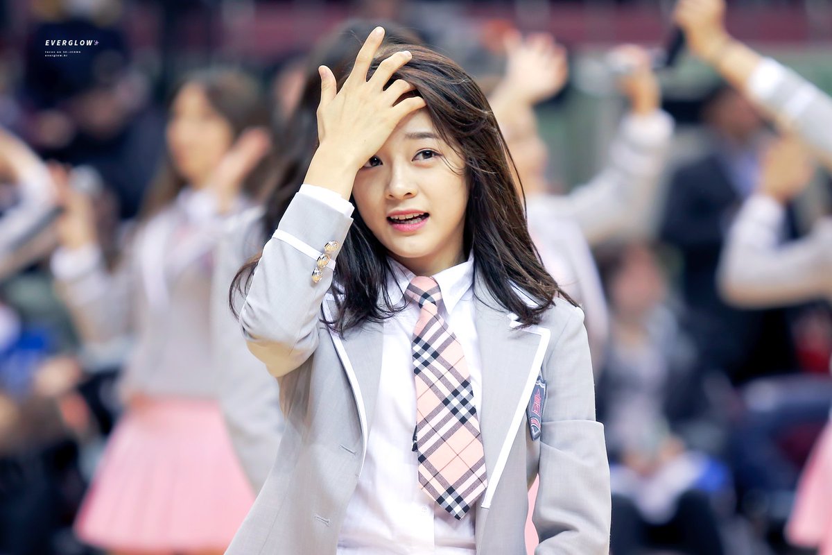 hourly sejeong tweet media