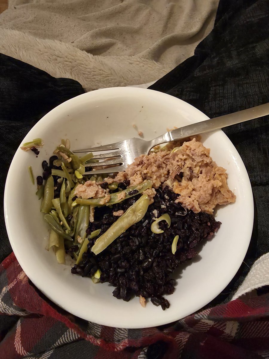 Looking at my meals like, "if this cut doesn't work, I'm just going to K myself." This shit is not it.