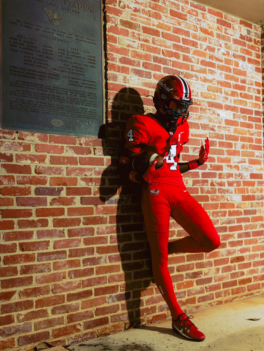 NxtrndConnor's tweet image. 2026 NXTRND Tour Kicked Off with @CHSREDDEVILS 

Thank y’all for letting us come out! 

#Takeover