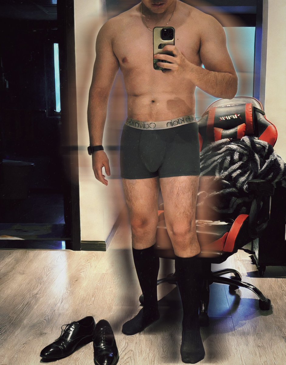 SZionbaba's tweet image. 跪好