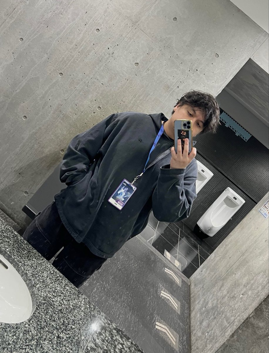 Apryze🌹 tweet media