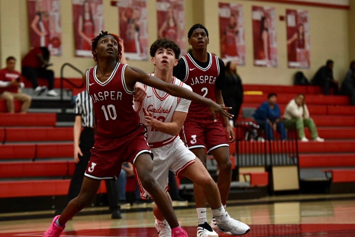 bc_basketball_'s tweet image. Final: 

Cardinals 79

Bulldogs 46

Bridge City was led by Aaden Bush with 29 pts, Jiraiya Jennings with 20 pts and Nolan Tran with 12 pts. 

Cardinals move to (5-0) in district play and 16-9 on the season! We have a BYE on Tuesday and resume play next Friday night at LCM!