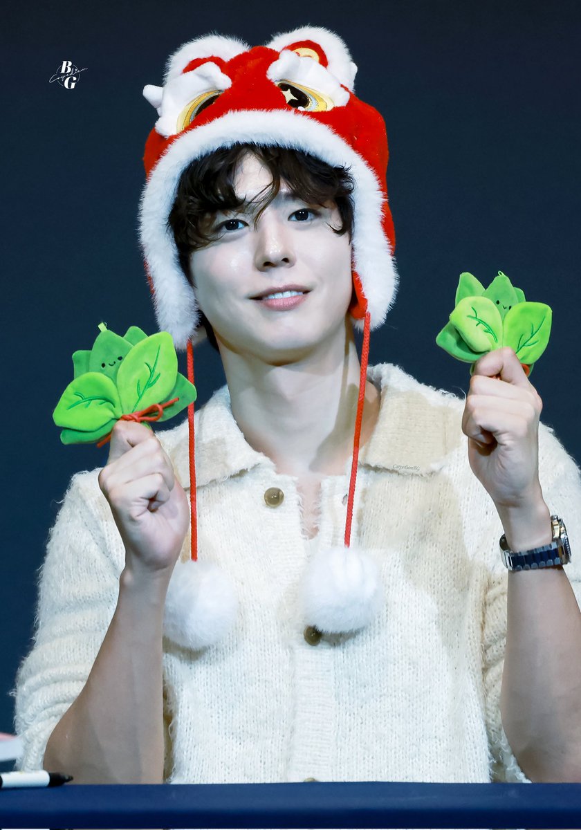 CarpediemB616's tweet photo. 260111 #박보검 #보검이륙 
新年快乐🧧✨️
@BOGUMMY
#ParkBoGum https://t.co/GscwFjBJcW
