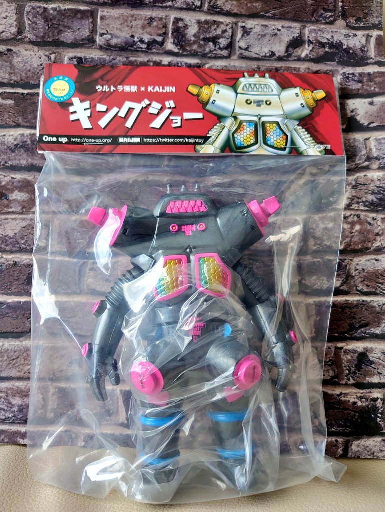 KAIJIN × One up. キングジョー ガンメタリックピンク 初めてにして