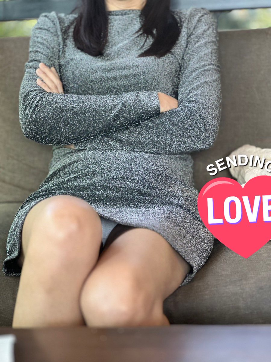 wife show tweet media