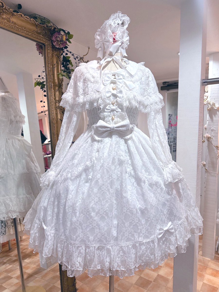 新作入荷✨】 ＼✨総レースシリーズ✨／ ♡総レースシャーリングJSK