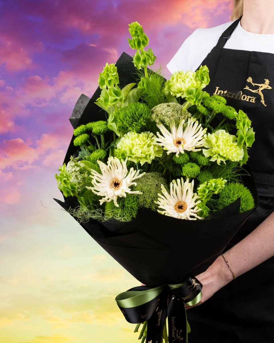 Interflora Australia tweet media