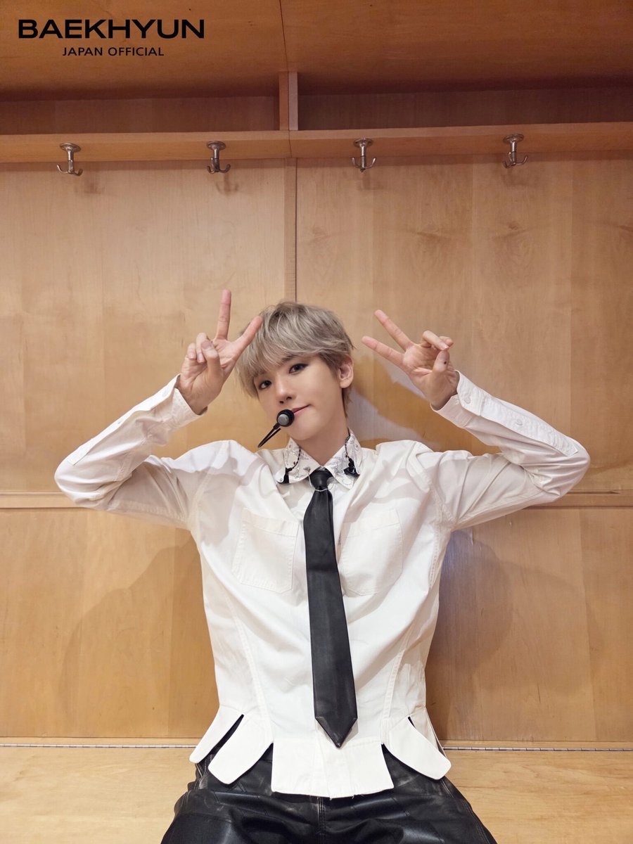 BAEKHYUN WORLD tweet media