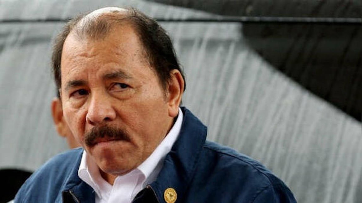 carcached's tweet image. Ortega “valiente” utiliza las palabras mágicas, como las dijo Maduro 

“Vengan por mi” llevas años llevando a EEUU en la boca