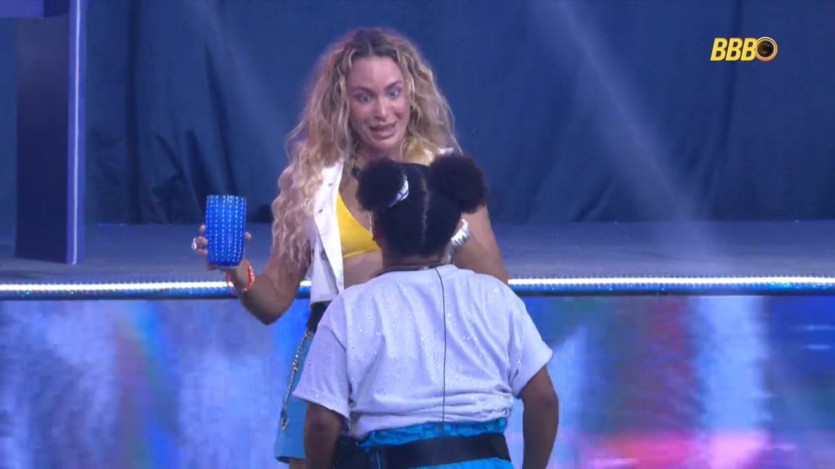 SeriesBrasil's tweet image. A MILENA QUERENDO ABANDONAR A PROFISSÃO!

Milena: "Quero saber de festa infantil mais não, só de adulto e curtir! A partir dos 26 é só curtir!" #BBB26