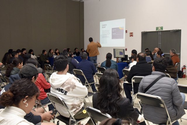 cursorinformat1's tweet image. #BUAP 💯 Con la participación de estudiantes y autoridades, concluyeron las mesas de trabajo en la @BUAPoficial para dar seguimiento al Pliego Petitorio General. Se trataron temas como comedor universitario, trámites, gratuidad y becas, en un ambiente de diálogo y respeto.