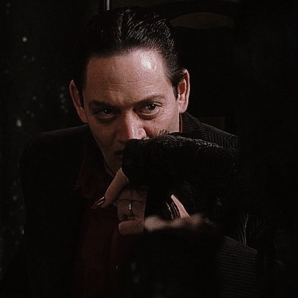 milfgomery's tweet image. once in a lifetime kind of chemistry