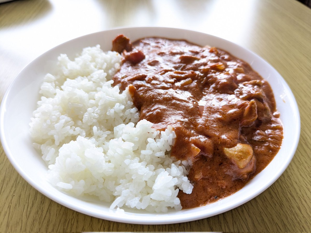 kei_SiO2's tweet image. もりもりバタチキカレー