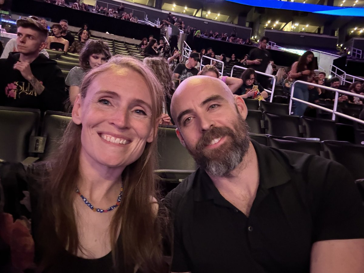 Warcraftjen's tweet photo. Happy Birthday to my ultimate husbando, @BajheeraWoW! Thank you for being there for me through it all. I love you! 😻 https://t.co/WLsfpgvzIw