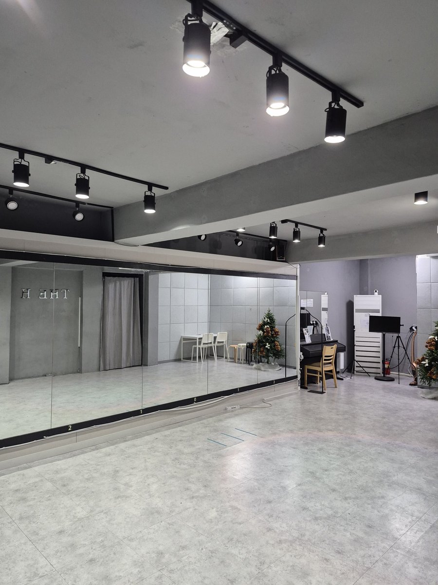 긍정 ENFP 아싸 tweet media