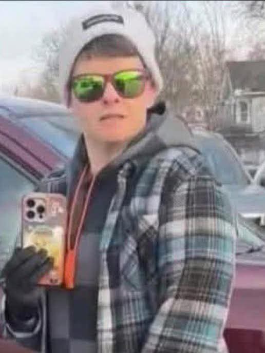 TaraBull's tweet image. Why haven't we seen the video from her phone yet?