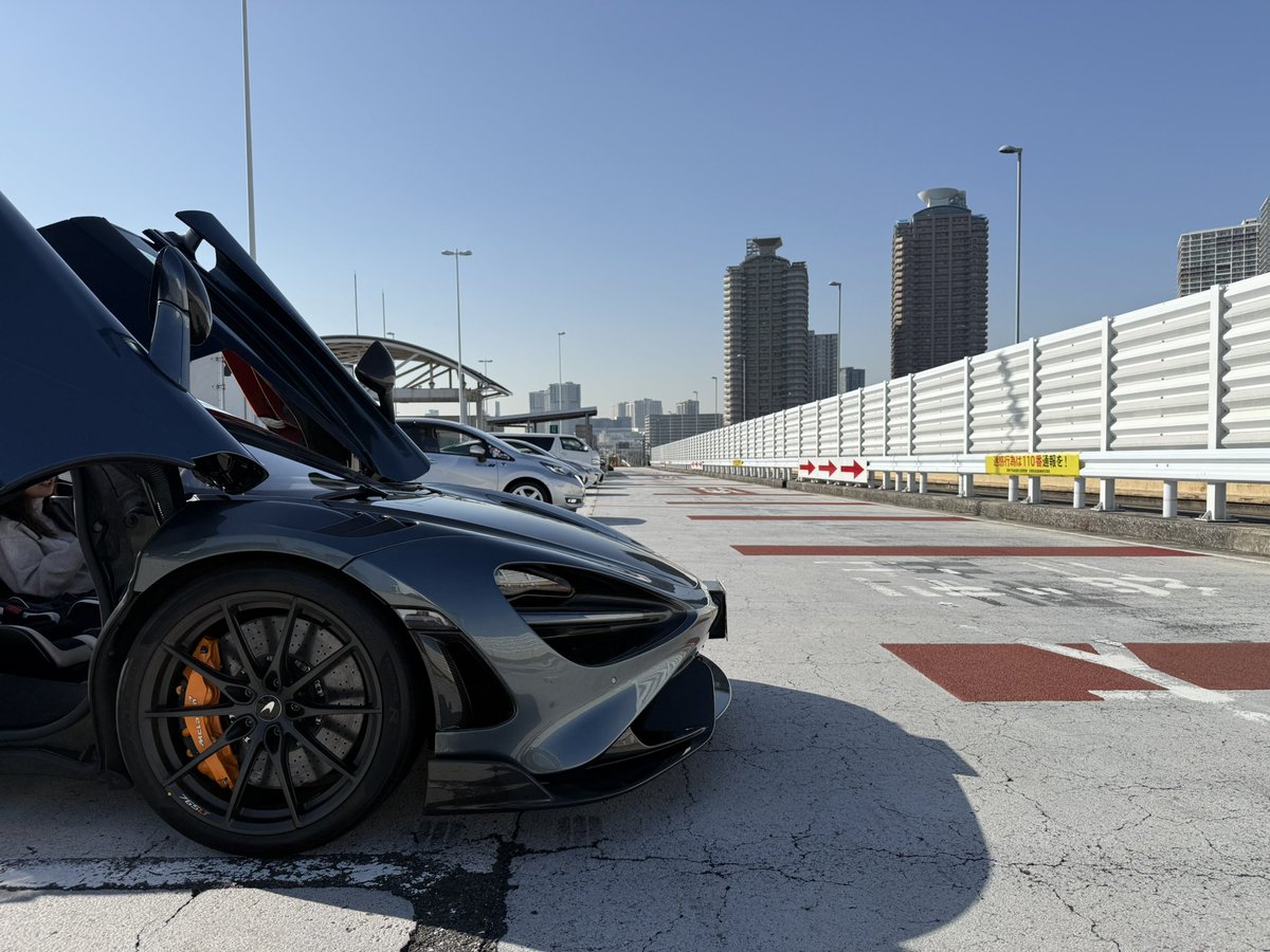 oki765LT's tweet image. 辰巳に散歩
今日は覆面が多い気がする