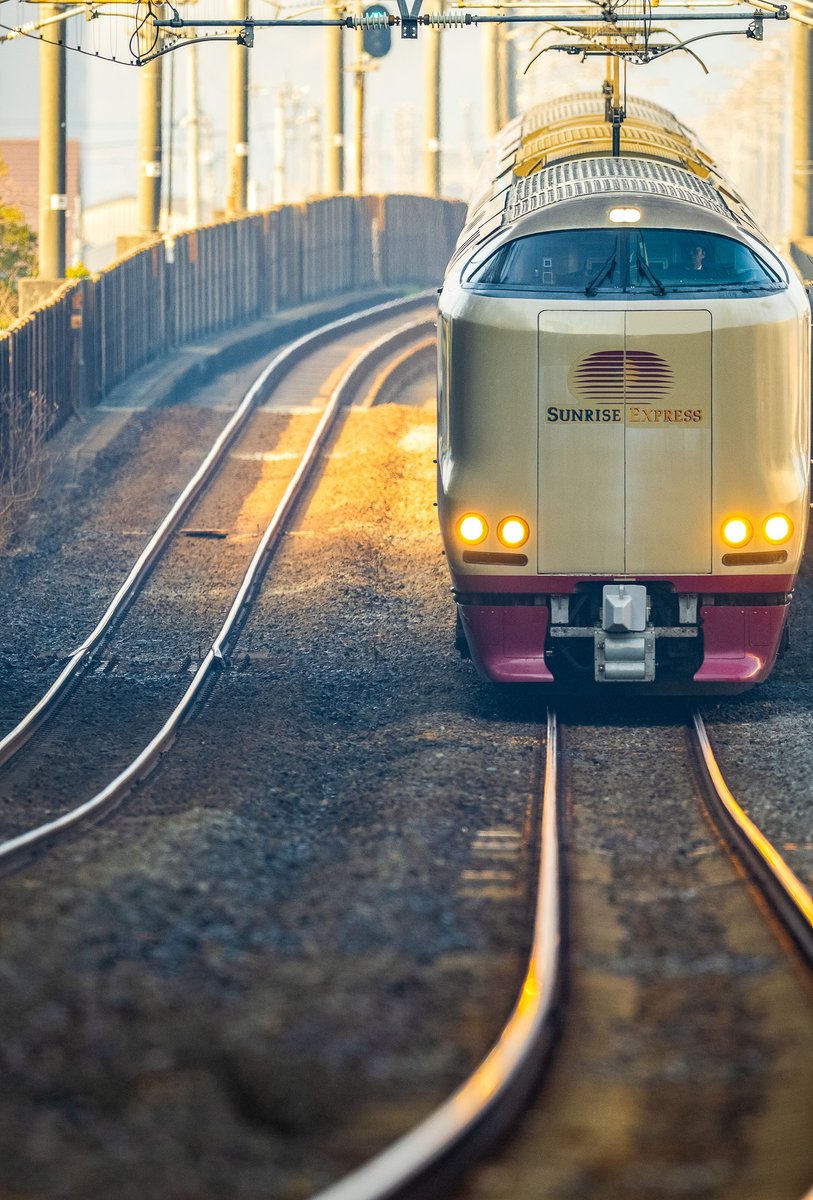 EUkgTssdf52RW2u's tweet image. 新しく買ったカメラとそれまでのレンズの相性が・・・