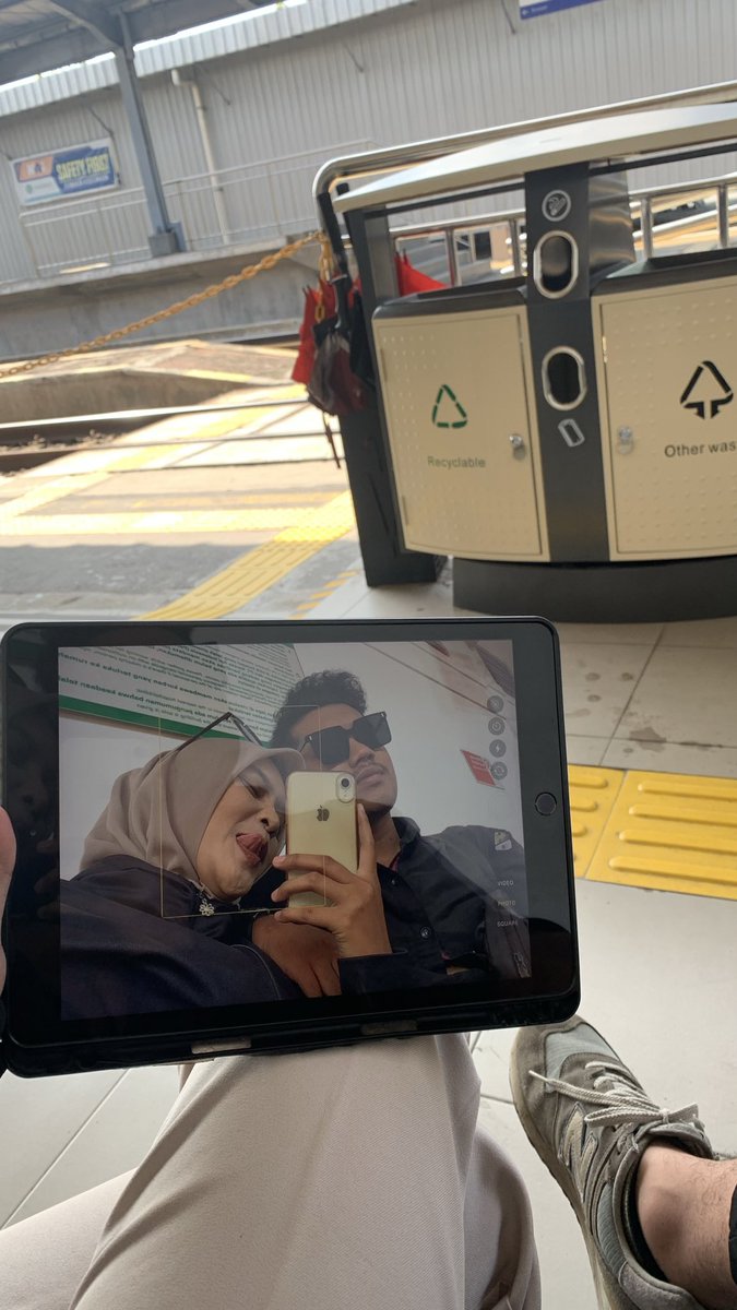 anothertya's tweet image. makan, ngopi, kerja, repeat