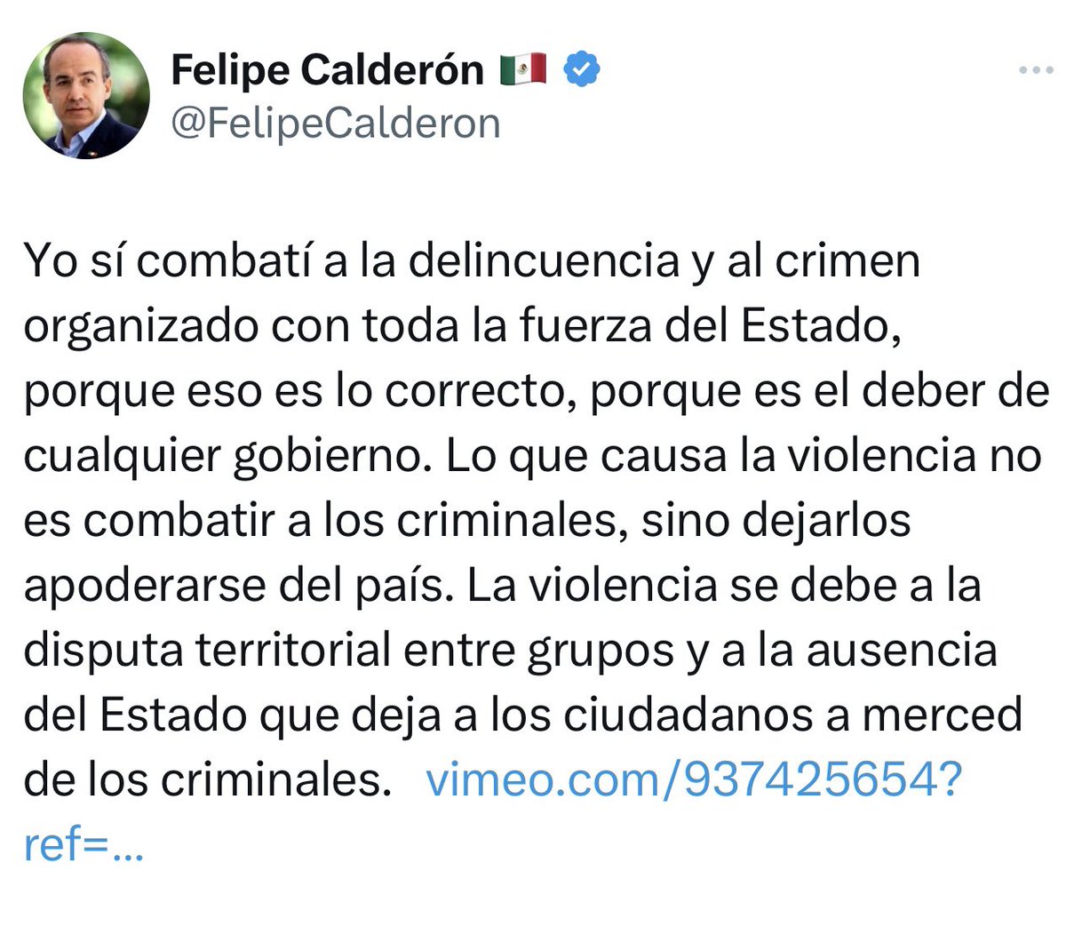 ryo_hermoso's tweet image. Que creen ? 🥳

La claudia se engoriló por este tuit del presidente Felipe Calderón! 🤷‍♀️😝🤣

Que les parece si lo hacemos VIRAL pa que se enoje con provecho ? 😂

Porque además el Presidente Calderón solo DICE LA VERDAD ! 🤷‍♀️

ÉL SI COMBATIÓ con toda la fuerza del Estado al crimen…