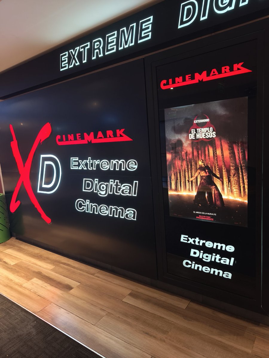 NangoCine's tweet image. Vengo de verla. Es una LOCURA.

La mejor secuela de terror actual.

La última parte de la trilogía será demencial. No tengo dudas.

El laburo de Ralph Fiennes es BESTIAL.

Señores: vean 28 YEARS LATER: THE BONE TEMPLE.