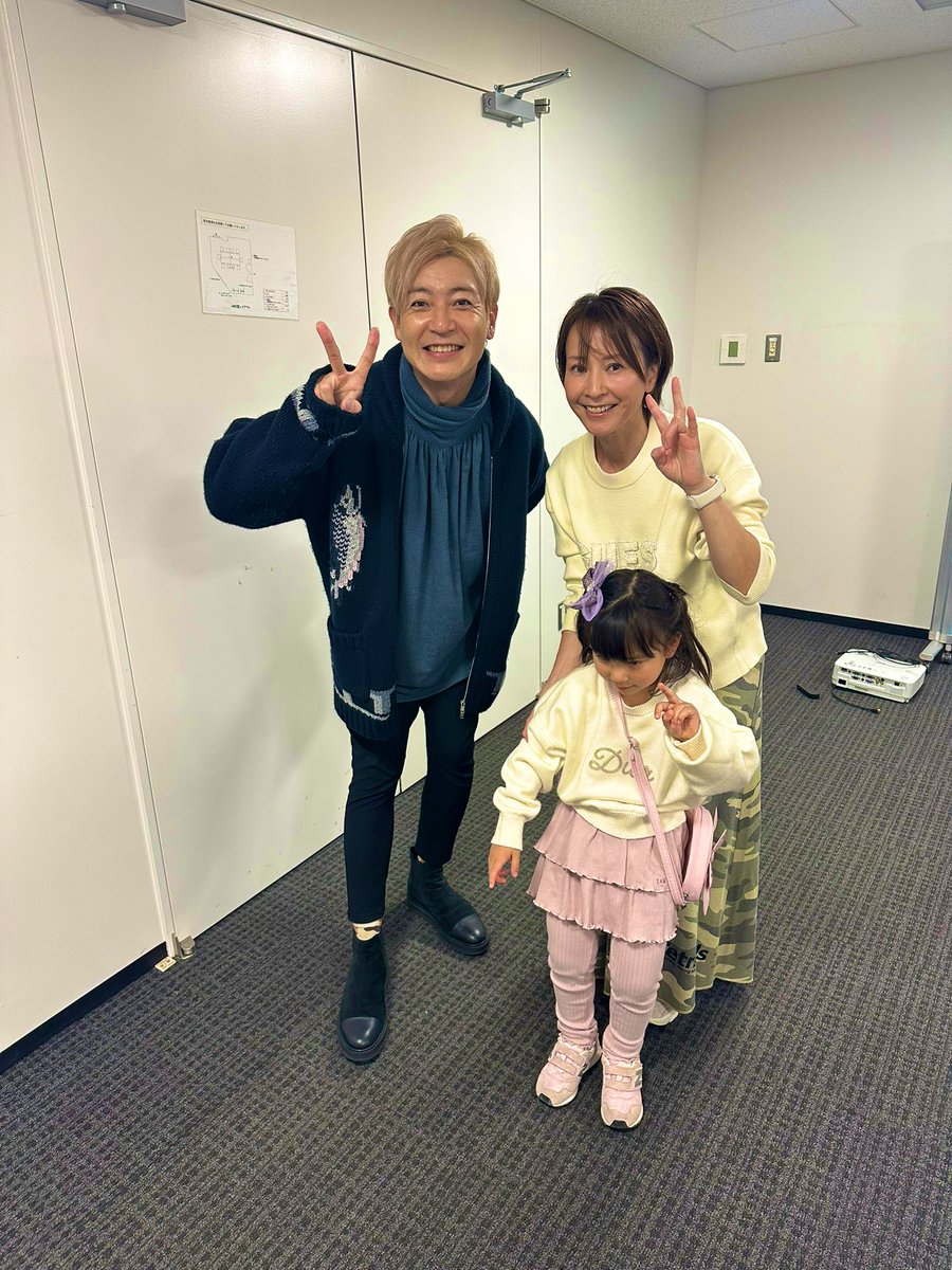 tsurino_takeshi's tweet image. 参加してくれた沢山のD.Y.F.C釣りキッズの皆さん！親御さん！そしてみっぴ！
ありがとうございました✨

ママになったコジレイこと児島玲子ちゃんにも久しぶりの再会♪

釣りフェス盛り上がってますよー

#DAIWA #DYFC #秋丸美帆
#釣りフェス　#パシフィコ横浜