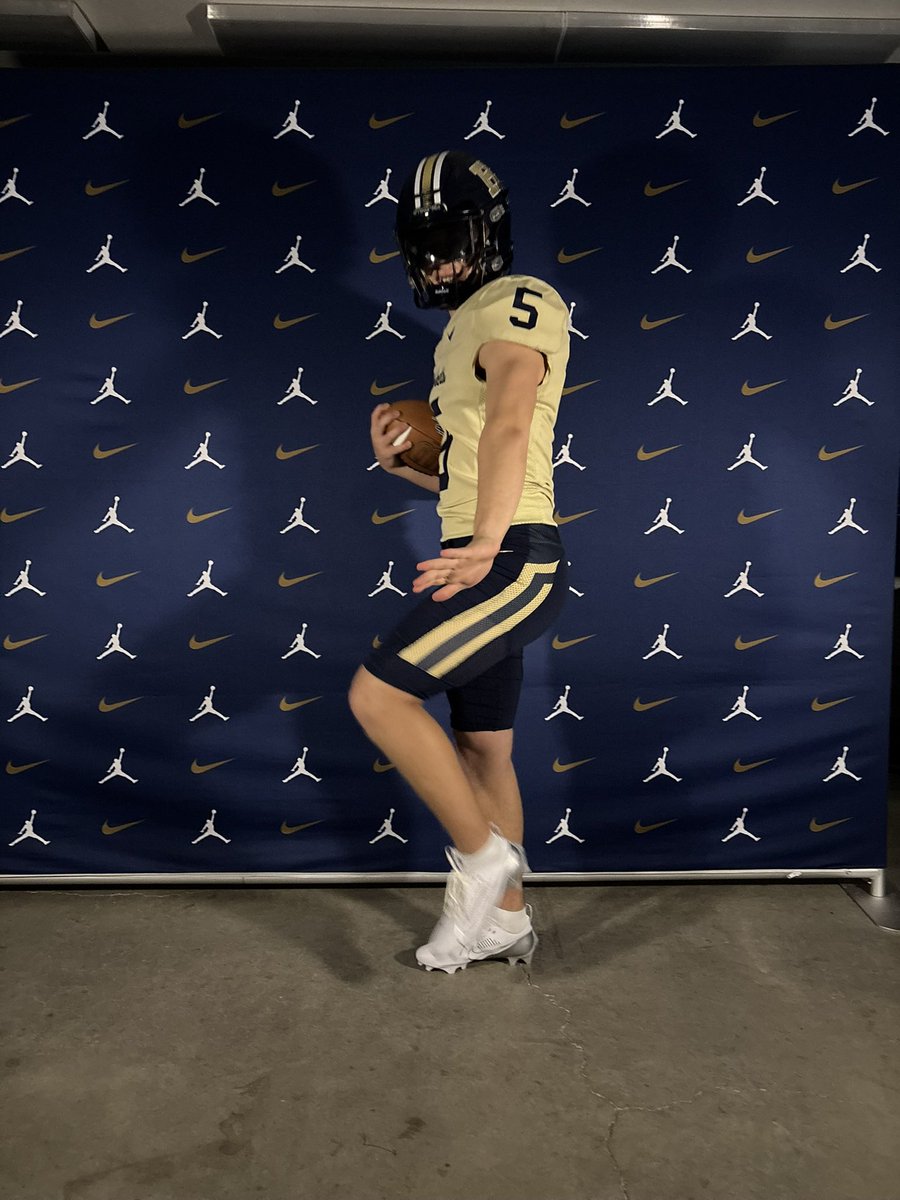 Mark Tullous tweet media