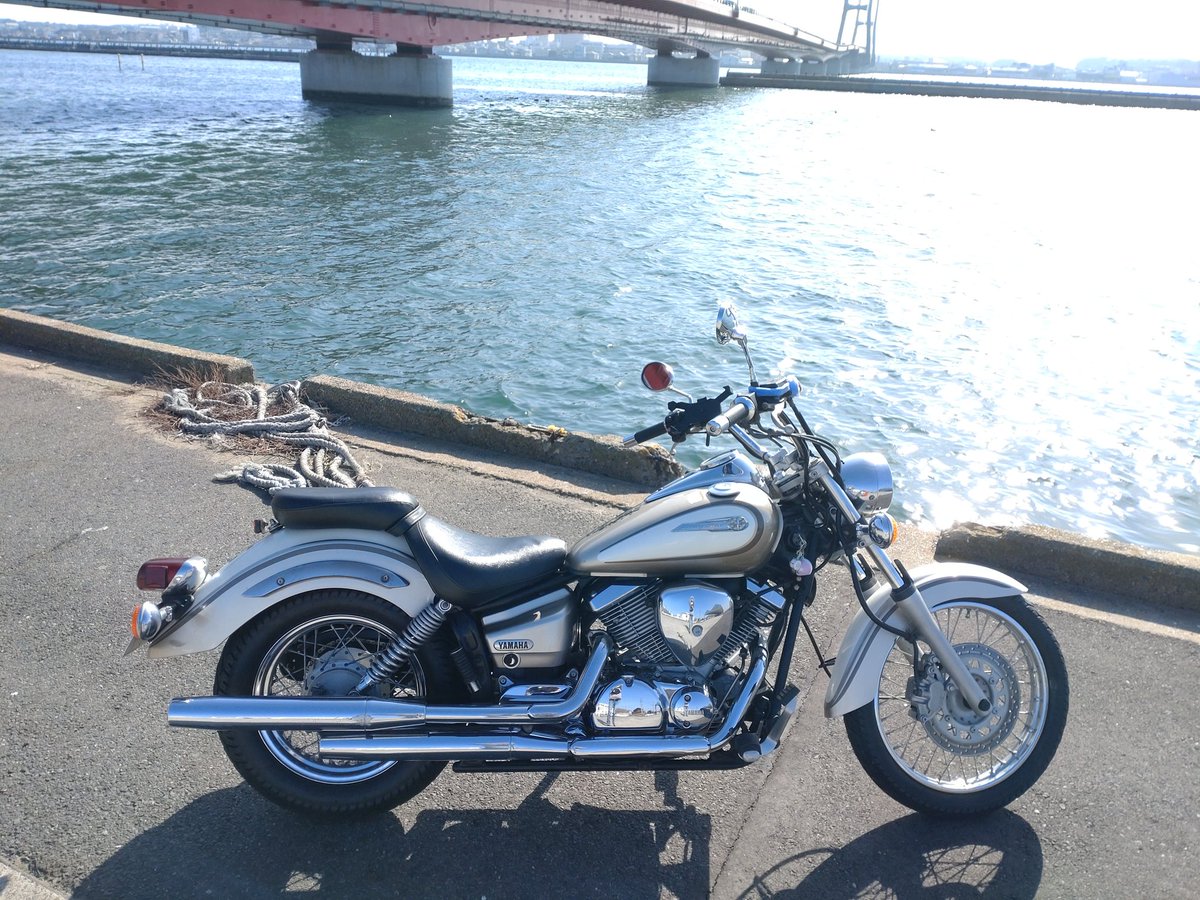 mgAlCZ28uF6XGOK's tweet photo. 初乗り🏍️
雲一つない空😁気温も丁度いい👍最高
#ds250 https://t.co/WgbNODNHel
