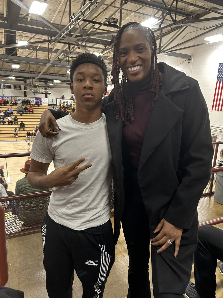 Always nice to see some home town legends. Crezdon butler, Jonny white, Rashad McCants and rashonda McCants