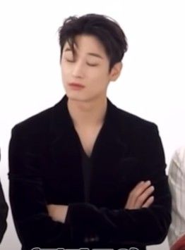 HALFOFLAME's tweet image. “Kakak, mpreg ya?”