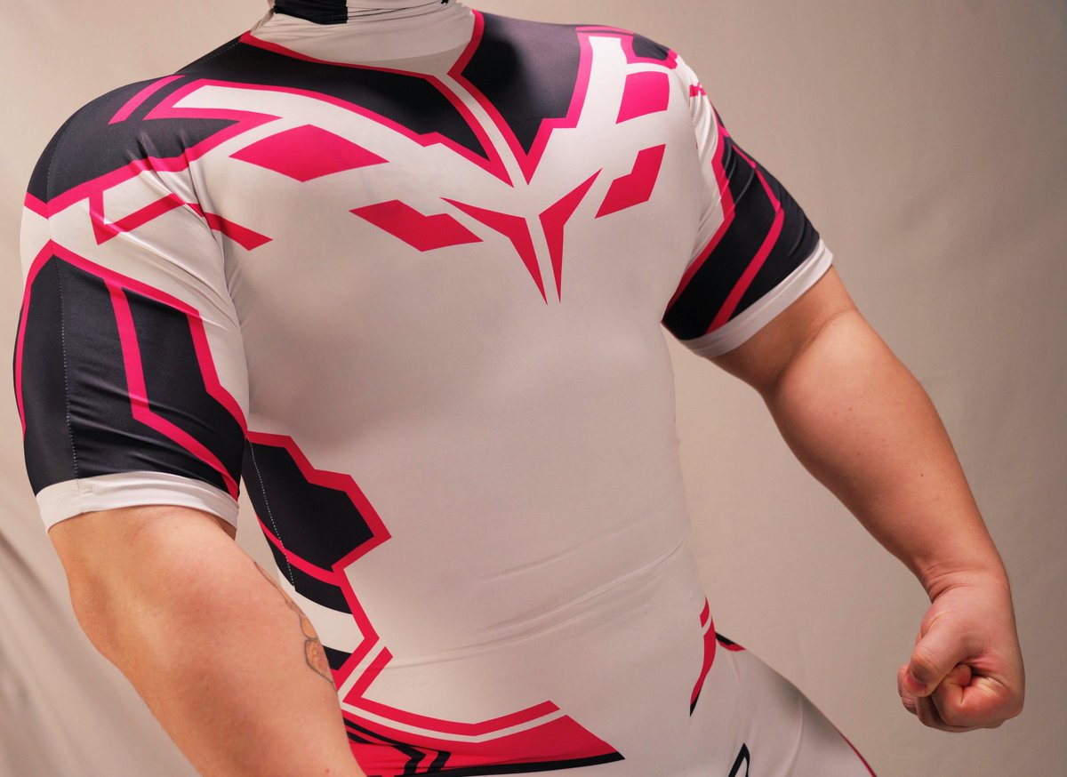 觉得最近有氧很多 体脂也没下去…
唯一的区别就是 做爱的时候更用力了