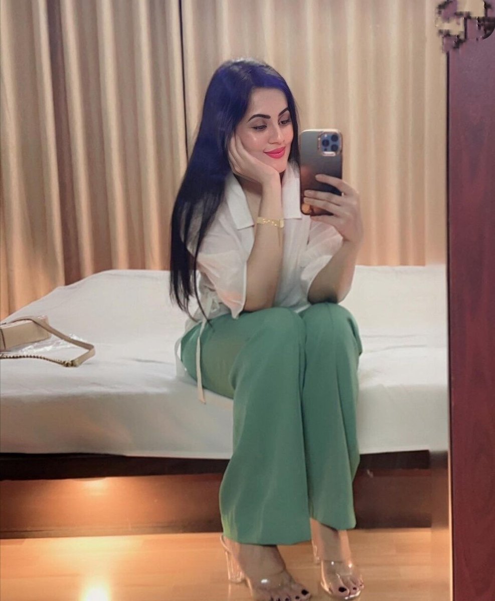 Auditooo's tweet image. 🧸 Sweet meets cozy in this Red Sweet Lolita JSK, finished with cake &amp;amp; bear print, delicate lace trim and charming bow details. Layer it with the Red Gorgeous Plush Collar Winter Cape for an irresistibly warm and adorable winter look. 🍰

✨ JSK — searc...