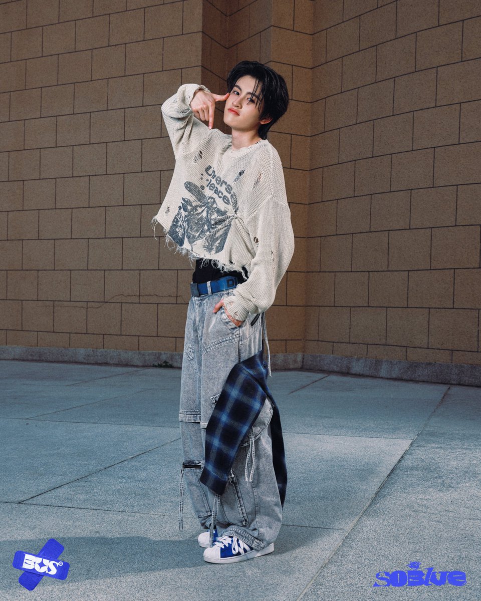 BUS_SONRAY's tweet image. You make me So Blue.
#AAashirakorn 💙

‘So Blue’
RELEASE ON 21.01.2026
7PM (GMT+7)
ON ALL STREAMING PLATFORMS
MUSIC VIDEO
YouTube: TADA LABELS

#BUS_SoBlue_MemberPhoto
#BUS_SoBlue
#BUSbecauseofyouishine
#SONRAYMUSIC