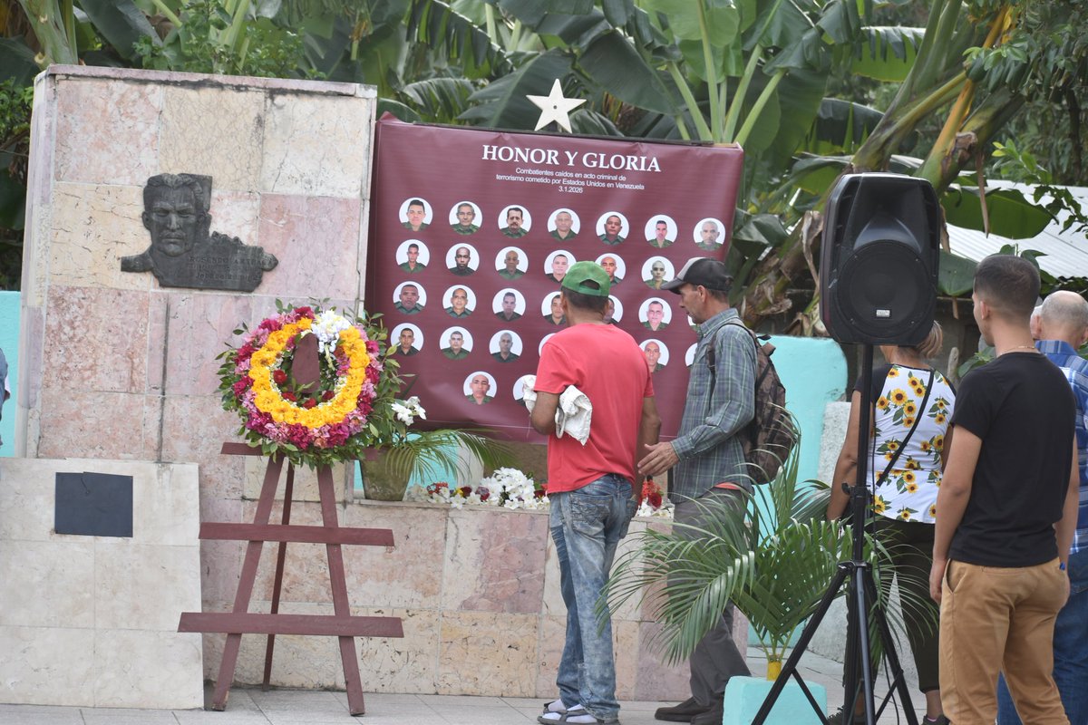 Homenaje de los jobabenses a los 32 cubanos caídos en #Venezuela defendiendo ese hermano país de la agresión imperialista de los #EstadosUnidos y el gobierno #Terrorista de <a href="/realDonaldTrump/">Donald J. Trump</a>