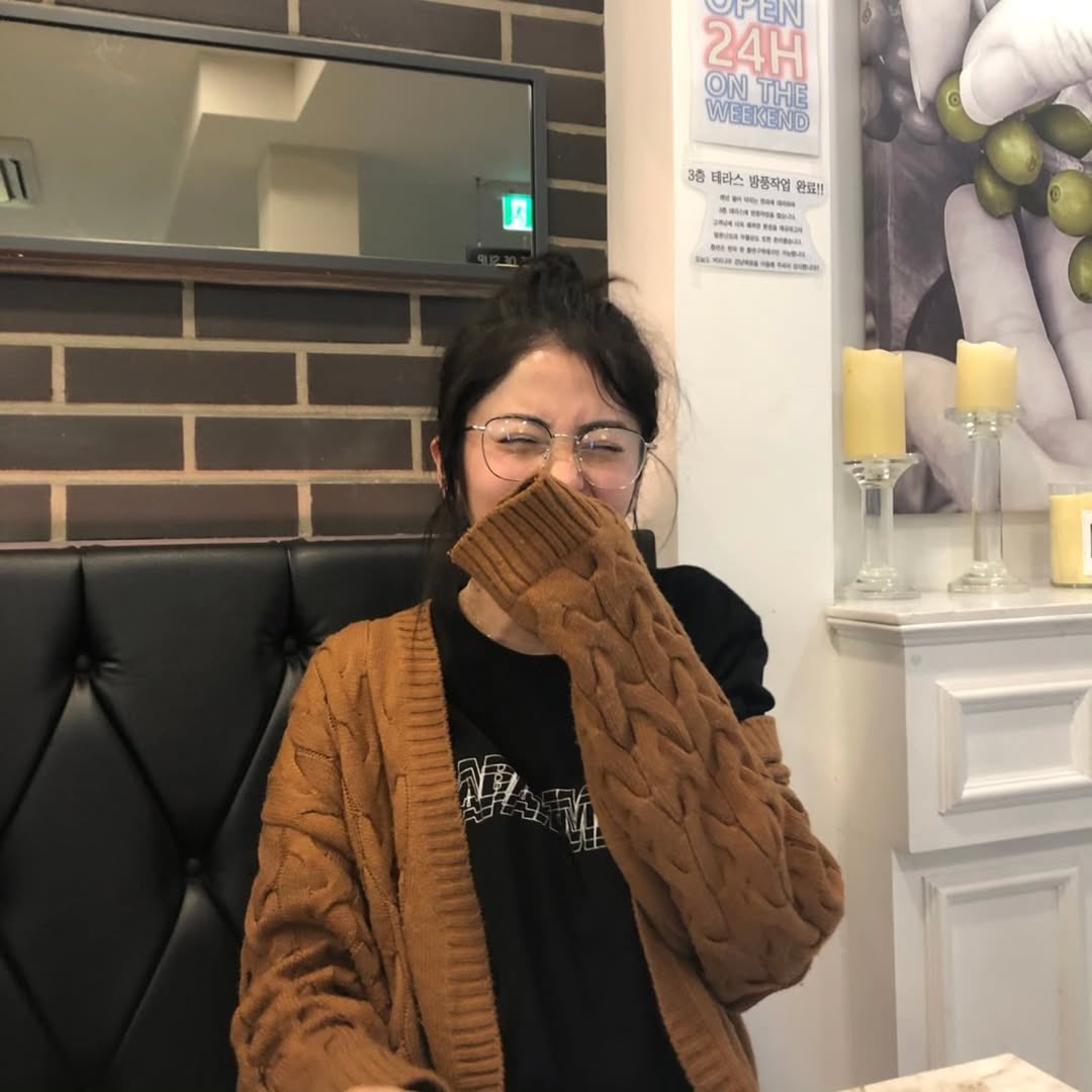 FIMBASE's tweet image. [INSTAGRAM] 260117 | jenaissante 
🎵 Red Velvet - Russian Roulette 

“u just had to be there (seoul ver.)” (2/3)

#HUHYUNJIN #허윤진
#LE_SSERAFIM #르세라핌