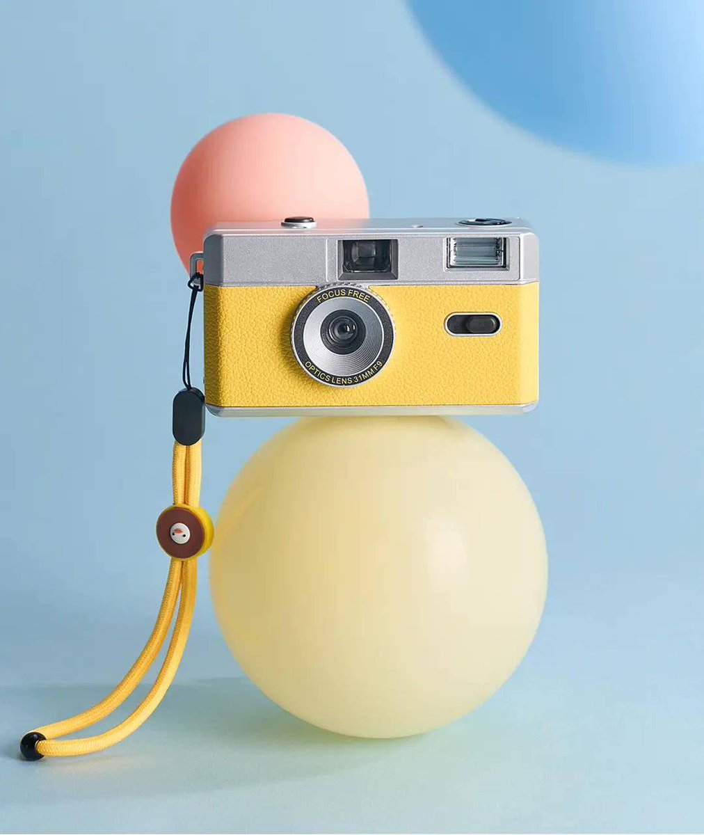 kUvIhYSMIyYXWl5's tweet image. "Sort old stuff → Find forgotten joys!  Donate what you don’t need, keep what sparks joy. #DeclutterHappiness #OldStuffLove"