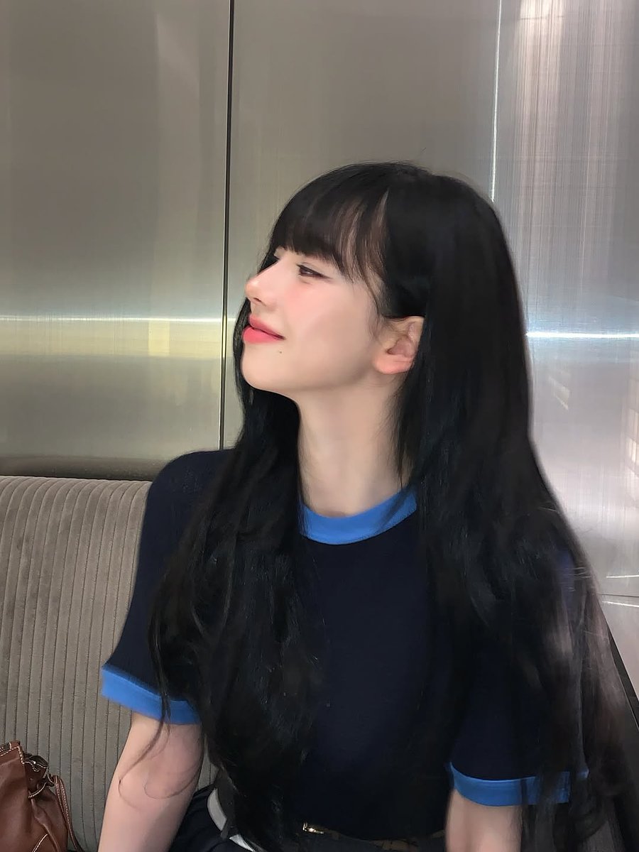 BEMYKARINA_TH's tweet image. [260117 @.katarinabluu] #KARINA 
อัปเดตไอจีโพสต์ 📸×10 (1/3)
🎵 TheARTI$T • Ghost

"ห้ามวิ่งนะเด็ก ๆ" 
@Prada #PradaFW26 #Prada