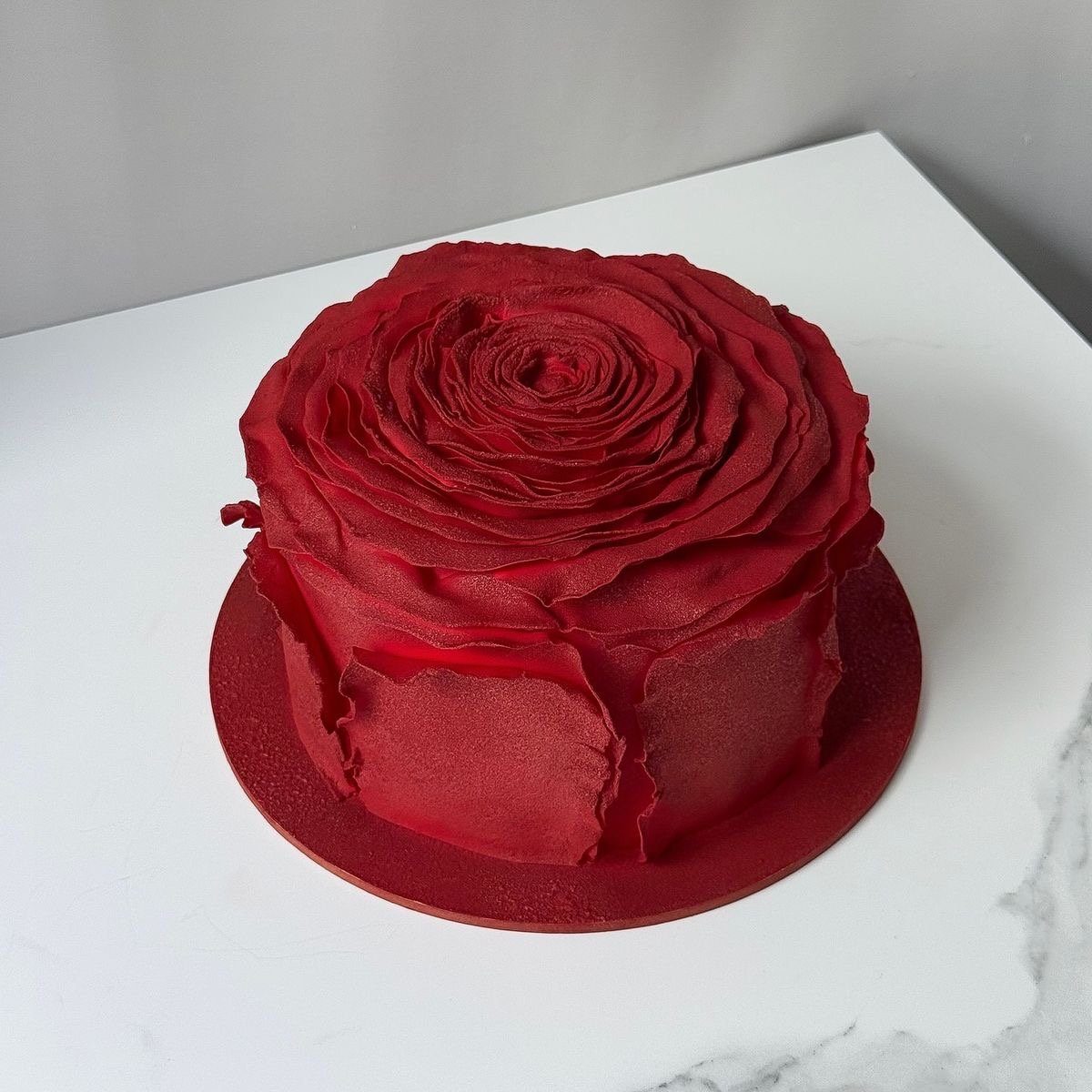 galactamelanin's tweet image. rose cake