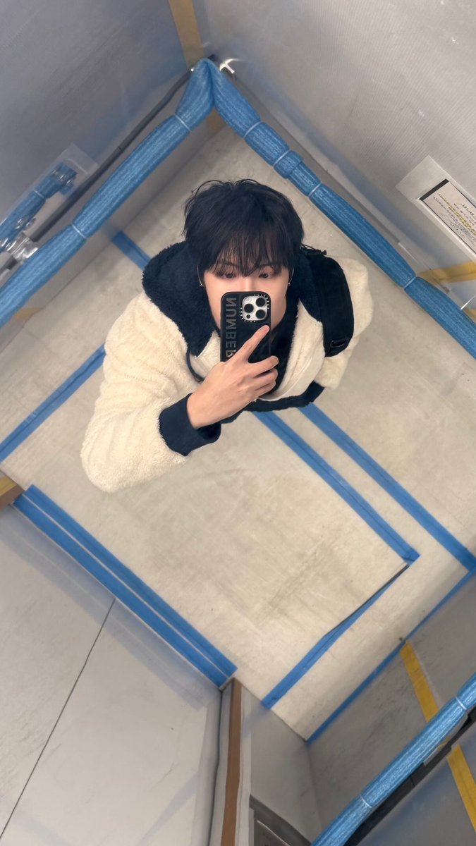 THE KINGDOM • Instagram Story • 260117

#LOUIS #루이 #TKD
#TheKingDom #더킹덤