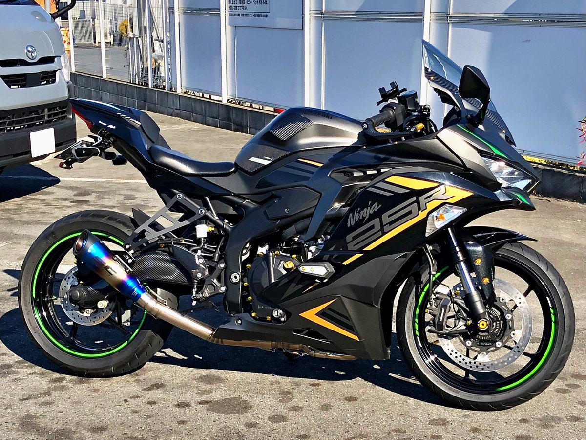 ZX-25R、なんか今日はムチムチした感じで撮れた🙄 前から撮った時は
