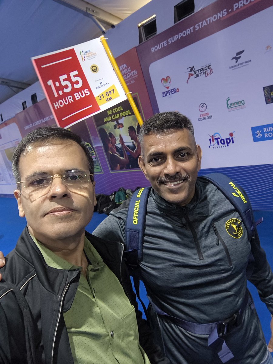 sandeepvarma15's tweet photo. #BibCollection at @TataMumMarathon #GetActiveExpo.
Great to meet runner friends & influencers. Huge crowd on 15th (election day holiday) as well as today (mainly outstation runners).
Wishing everyone running tomorrow a great run 👍🏃💪
Start slow, get adjusted to the weather & settle into the pace you think you can sustain for the distance. Enjoy your run...