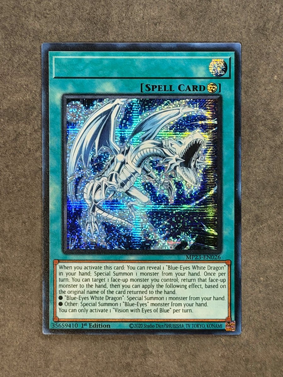 errorcardman's tweet image. 《青き眼の幻出》
ネームレスエラー(凹無)

良イラストながら日版はノーマルのみ！
何気に永続魔法なので魔法罠ゾーンでブルーアイズの鑑賞が楽しめる１枚✨