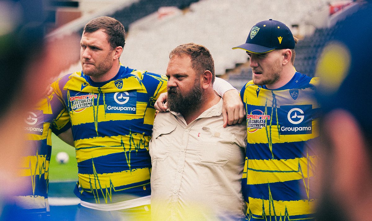 BrendonWessels's tweet photo. Rugby is lekker. Clermont invited one of their former players, Daniel Kotze, who is now a farmer in the Free State to join them in Durban while the group is there. South Africa, where the boertjies can rattle off perfect French 😂😂 @ASMOfficiel https://t.co/8r6DhLrz5Y