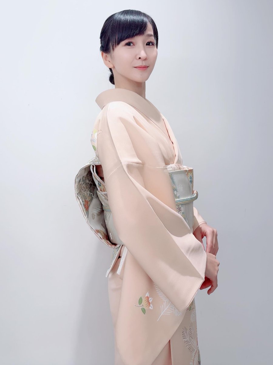 TBS_geino's tweet photo. Perfume ・かしゆか　艶やかな和装姿を披露
「新しい挑戦の年、
　馬のようにしっかりと踏みしめながら駆けていく」

⬇️記事はこちら📝

https://t.co/E5KvYcHwwr 

＃Perfume 　＃かしゆか　#Yahooニュース https://t.co/v8mpwo0eBc